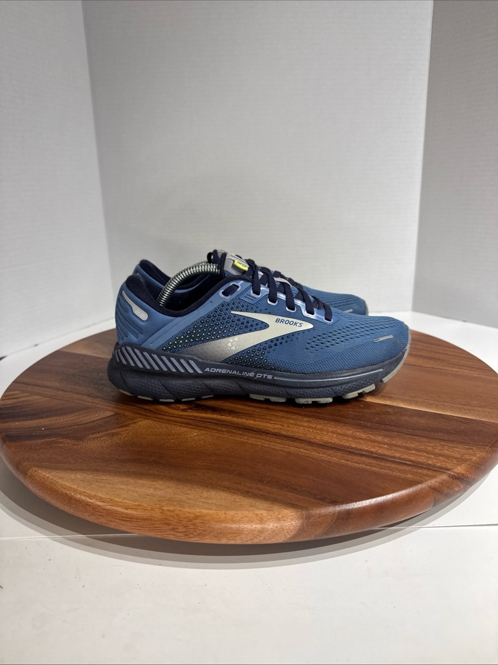 Brooks Glycerin GTS 22 Women’s Size 6 Sneakers Blue